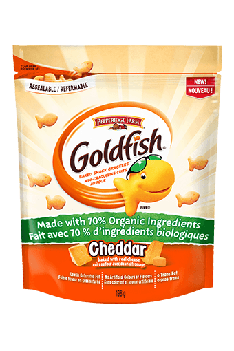 goldfish cheddar made with 70% organic ingredients