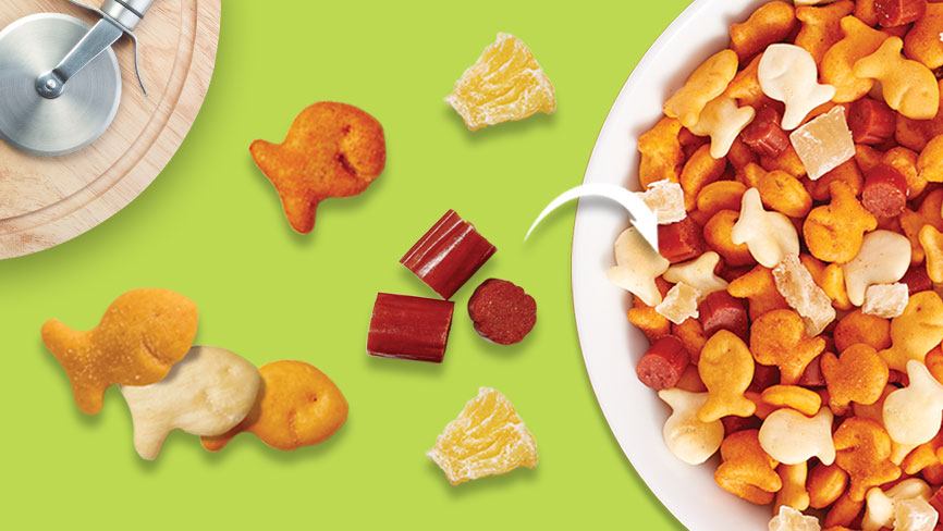 Goldfish® Extreme Hawaiian Mix in bowl including Goldfish crackers, pepperoni and pineapple in bowl