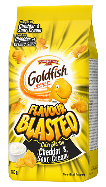 Goldfish@ Flavour Blasted® Charged Up Cheddar & Sour Cream package